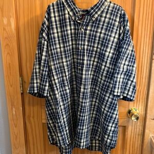 Men’s checkered button down shirt